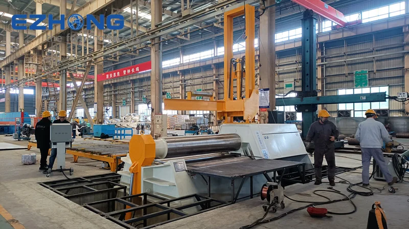 آلة لف الألواح CNC بـ 4 أسطوانات